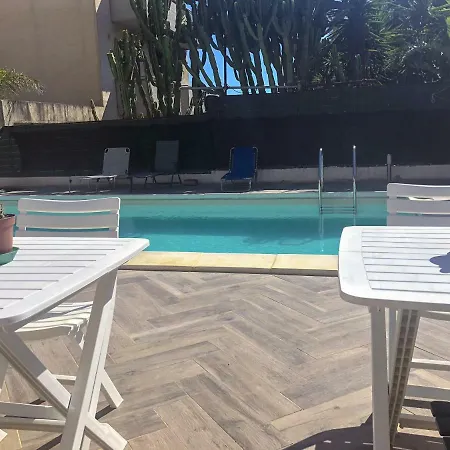 Del Golfo Aparthotel *