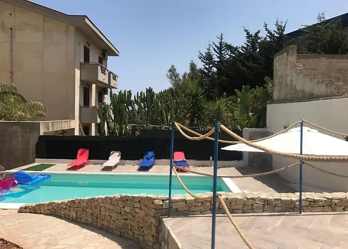 Del Golfo Aparthotel