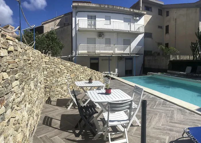 Aparthotel Del Golfo 3*